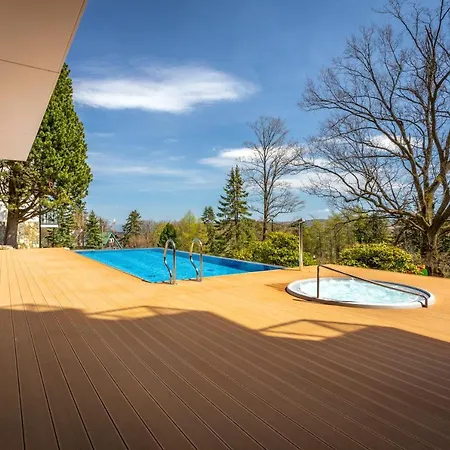 Park C14- Z Dostepem Do Basenu, Sauny, Jacuzzi, Silowni Sklářská Poruba